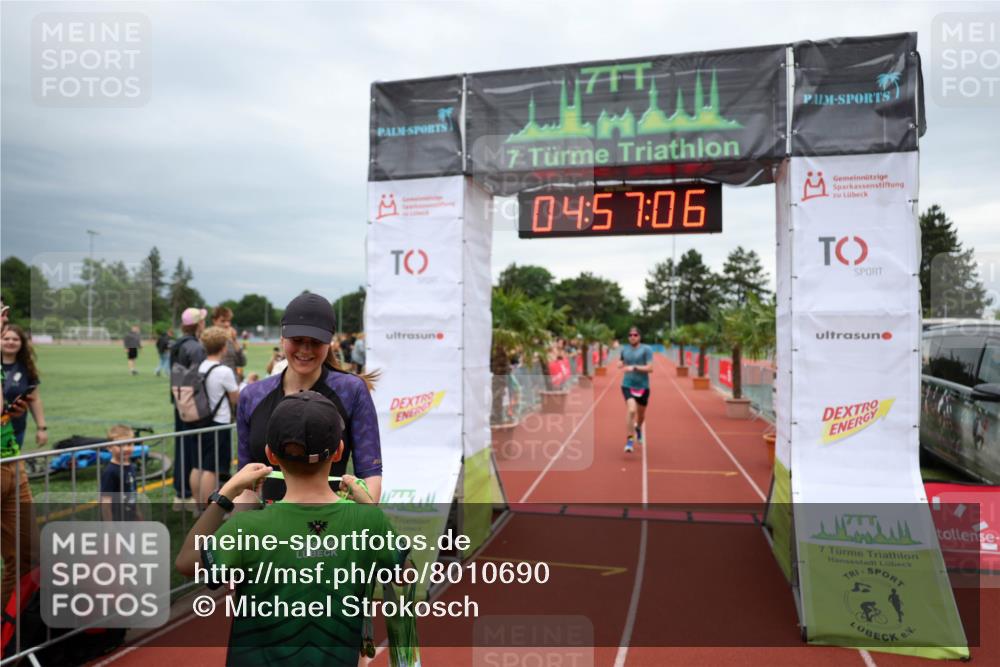 15.06.2025 - 7 Türme Triathlon Michael Strokosch http://msf.ph/oto/8010690 15.06.2025 14:57:05 Ziel 302, 660 meine-sportfotos.de