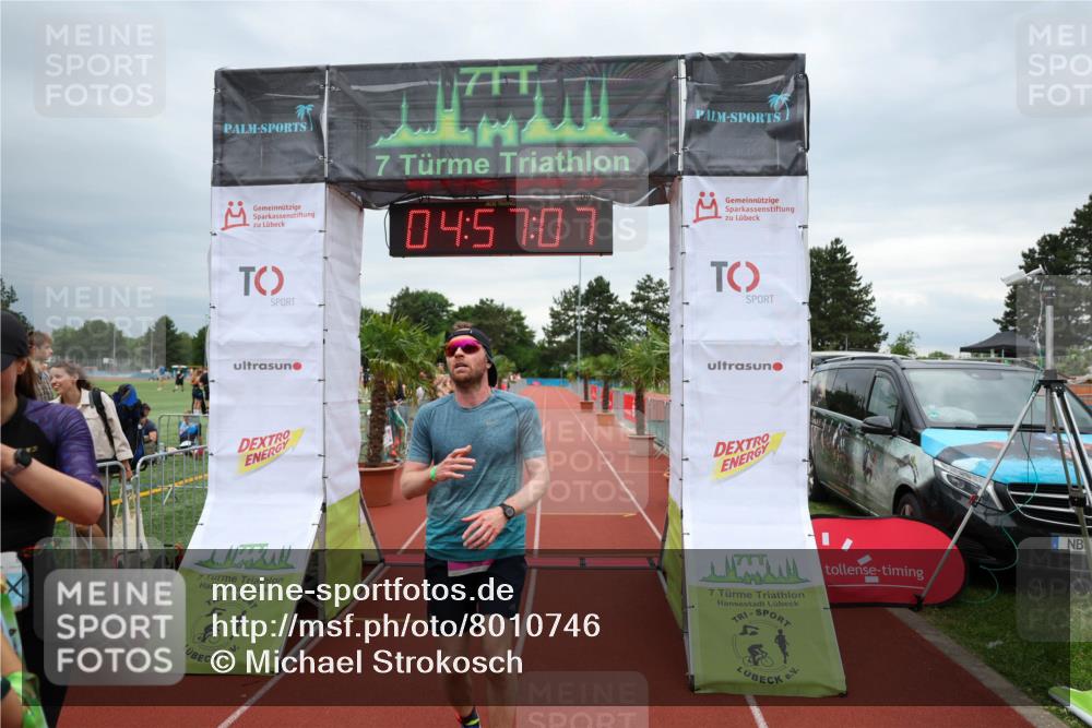 15.06.2025 - 7 Türme Triathlon Michael Strokosch http://msf.ph/oto/8010746 15.06.2025 14:57:07 Ziel 302, 660 meine-sportfotos.de