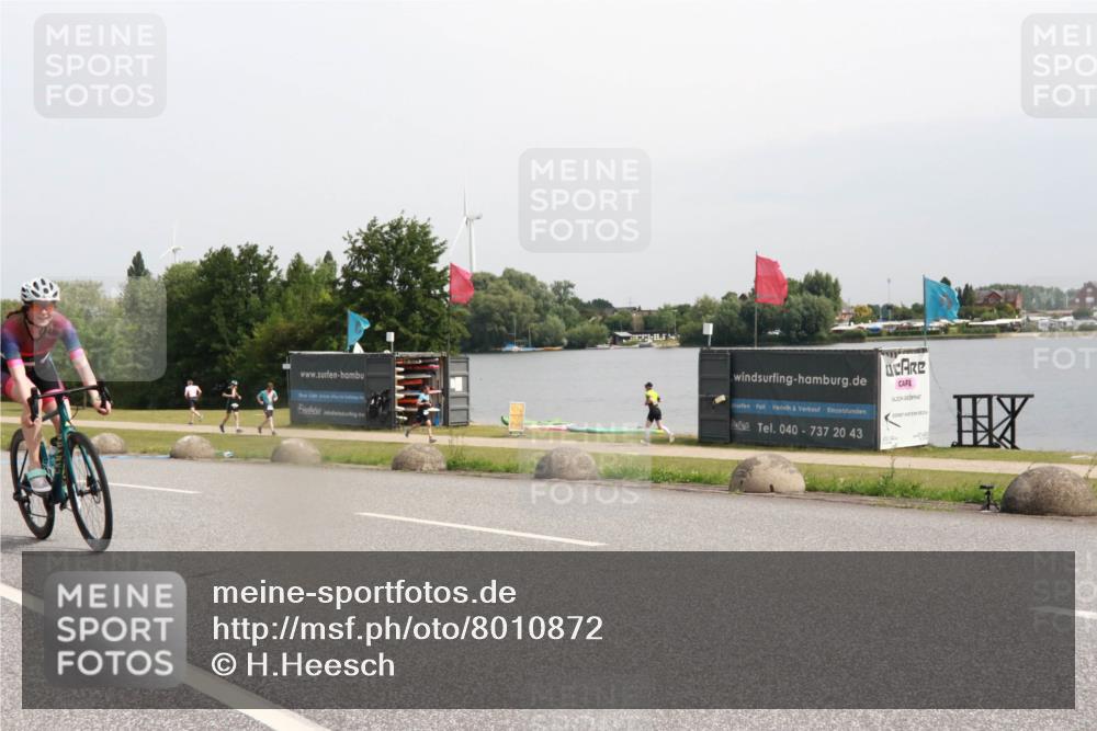 15.06.2025 - 27. Vierlanden-Triathlon H.Heesch http://msf.ph/oto/8010872 15.06.2025 11:01:18 Radfahren 123, 194, 200, 216, 479, 484, 618 meine-sportfotos.de