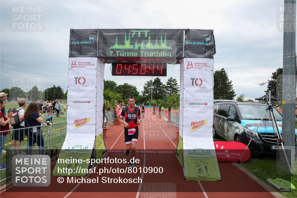 15.06.2025 - 7 Türme Triathlon Michael Strokosch http://msf.ph/oto/8010900 15.06.2025 14:58:44 Ziel 212 meine-sportfotos.de