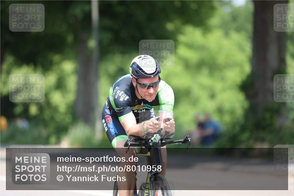 15.06.2025 - 7 Türme Triathlon Yannick Fuchs http://msf.ph/oto/8010958 15.06.2025 12:44:45 Radfahren 209, 549 meine-sportfotos.de