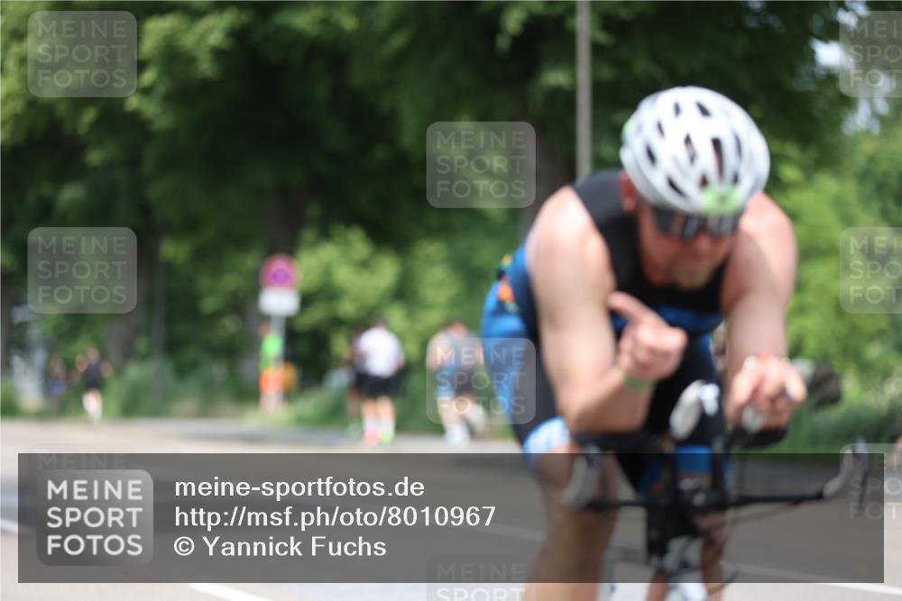15.06.2025 - 7 Türme Triathlon Yannick Fuchs http://msf.ph/oto/8010967 15.06.2025 13:25:55 Radfahren 562, 769, 855, 887, 939, 955 meine-sportfotos.de