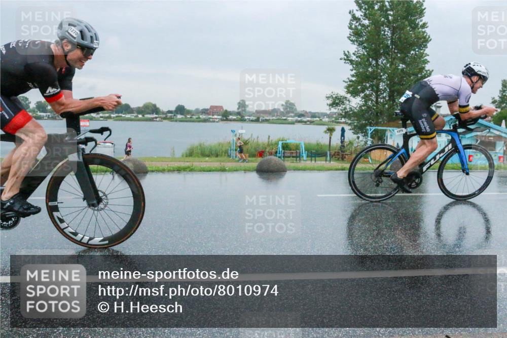 21.06.2025 - 27. Vierlanden-Triathlon H.Heesch http://msf.ph/oto/8010974 15.06.2025 13:56:01 Radfahren 1270, 1275 meine-sportfotos.de