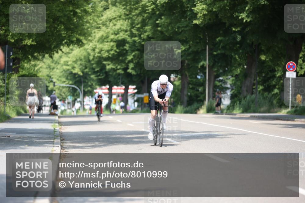 15.06.2025 - 7 Türme Triathlon Yannick Fuchs http://msf.ph/oto/8010999 15.06.2025 12:44:58 Radfahren  meine-sportfotos.de