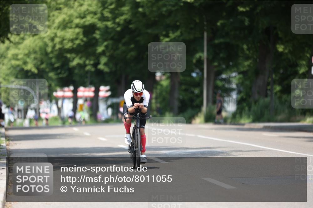 15.06.2025 - 7 Türme Triathlon Yannick Fuchs http://msf.ph/oto/8011055 15.06.2025 12:45:00 Radfahren  meine-sportfotos.de