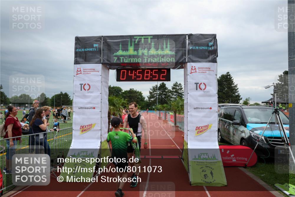 15.06.2025 - 7 Türme Triathlon Michael Strokosch http://msf.ph/oto/8011073 15.06.2025 14:58:51 Ziel 212, 221 meine-sportfotos.de