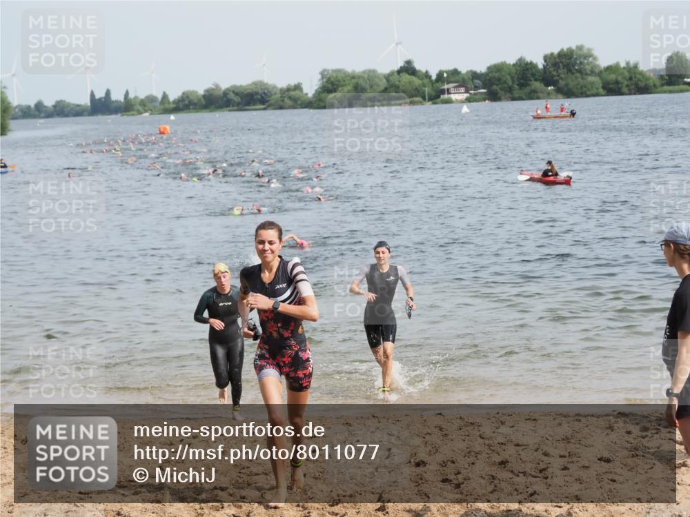 21.06.2025 - 27. Vierlanden-Triathlon MichiJ http://msf.ph/oto/8011077 15.06.2026 10:13:48 Schwimmen 490, 513, 540, 545, 622 meine-sportfotos.de