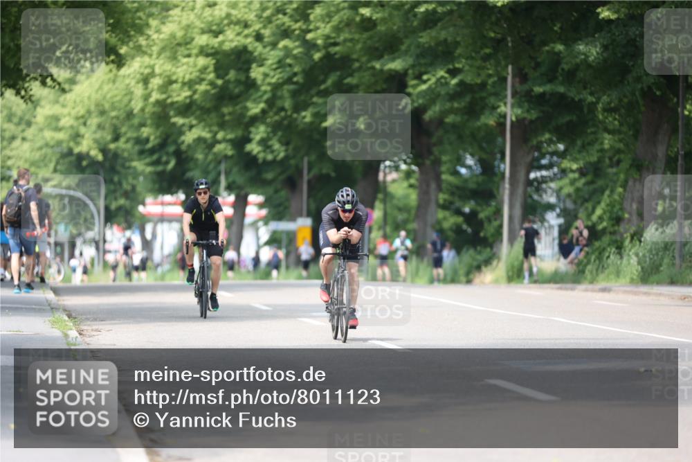 15.06.2025 - 7 Türme Triathlon Yannick Fuchs http://msf.ph/oto/8011123 15.06.2025 13:25:59 Radfahren 294, 855, 887, 939, 955 meine-sportfotos.de