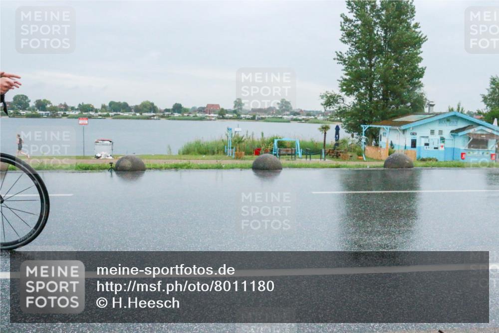 21.06.2025 - 27. Vierlanden-Triathlon H.Heesch http://msf.ph/oto/8011180 15.06.2025 13:56:42 Radfahren 1273, 1300 meine-sportfotos.de