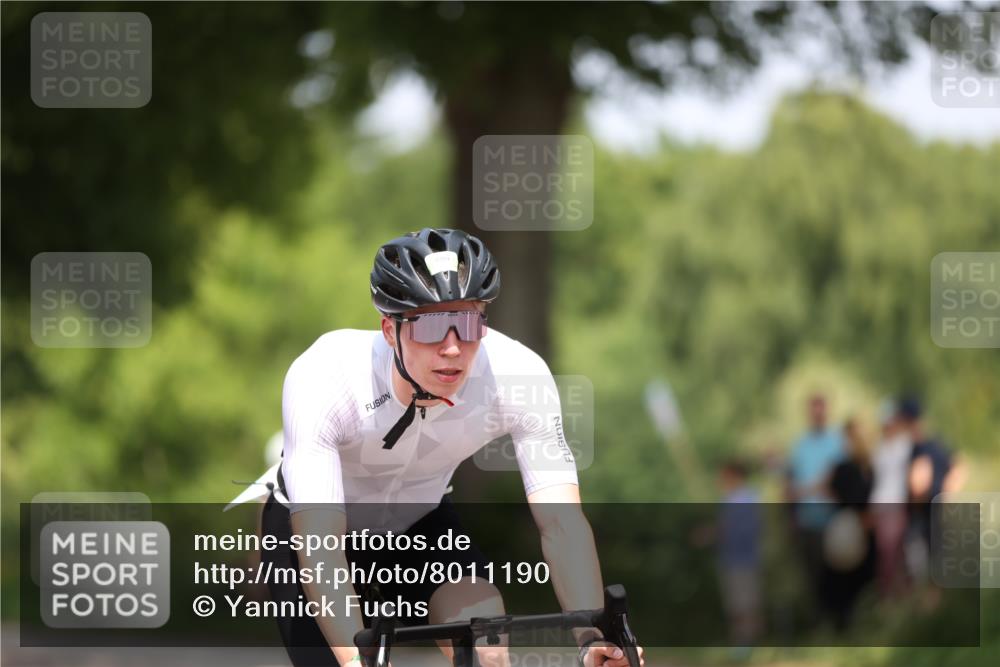 15.06.2025 - 7 Türme Triathlon Yannick Fuchs http://msf.ph/oto/8011190 15.06.2025 12:45:29 Radfahren 245, 363, 395, 439, 551, 588 meine-sportfotos.de