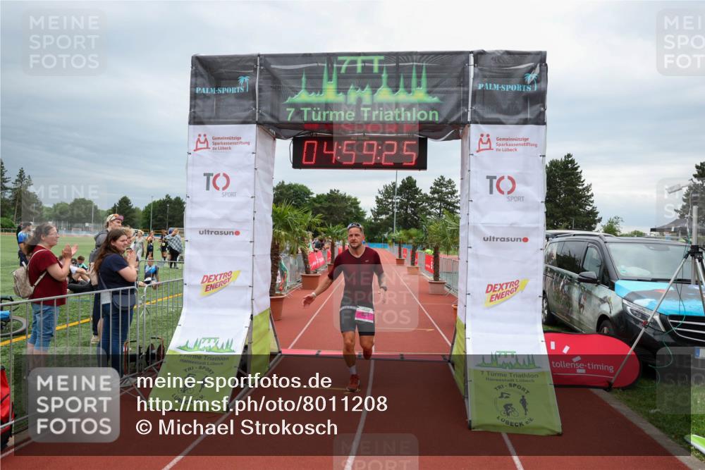 15.06.2025 - 7 Türme Triathlon Michael Strokosch http://msf.ph/oto/8011208 15.06.2025 14:59:25 Ziel 334 meine-sportfotos.de