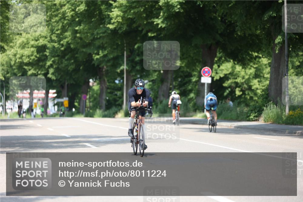 15.06.2025 - 7 Türme Triathlon Yannick Fuchs http://msf.ph/oto/8011224 15.06.2025 12:45:32 Radfahren 245, 363, 439, 551 meine-sportfotos.de