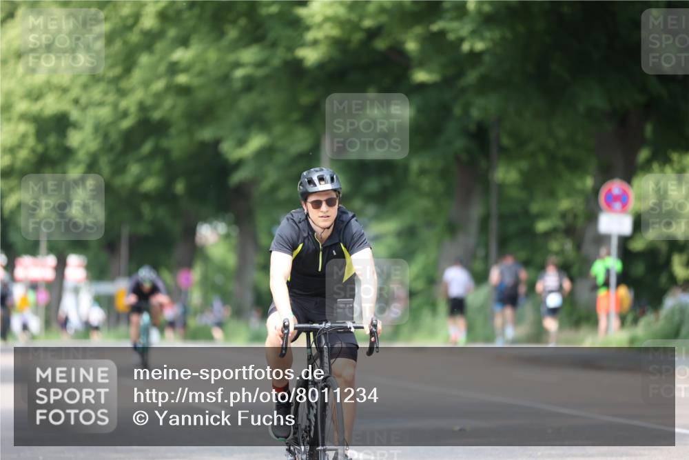 15.06.2025 - 7 Türme Triathlon Yannick Fuchs http://msf.ph/oto/8011234 15.06.2025 13:26:02 Radfahren 294, 887, 939, 955 meine-sportfotos.de