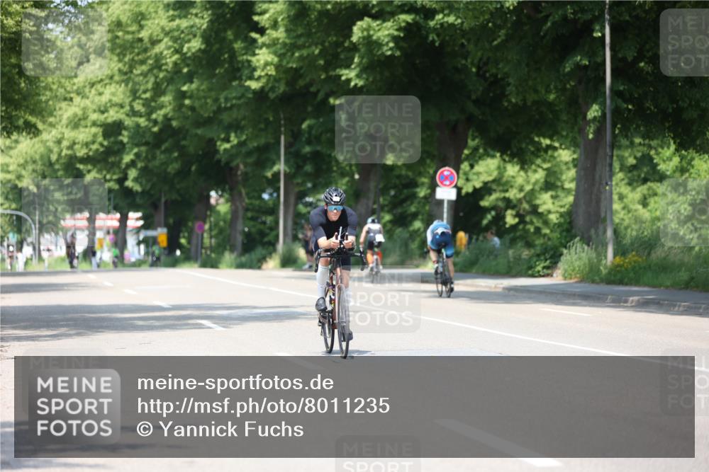 15.06.2025 - 7 Türme Triathlon Yannick Fuchs http://msf.ph/oto/8011235 15.06.2025 12:45:32 Radfahren 245, 363, 439, 551 meine-sportfotos.de