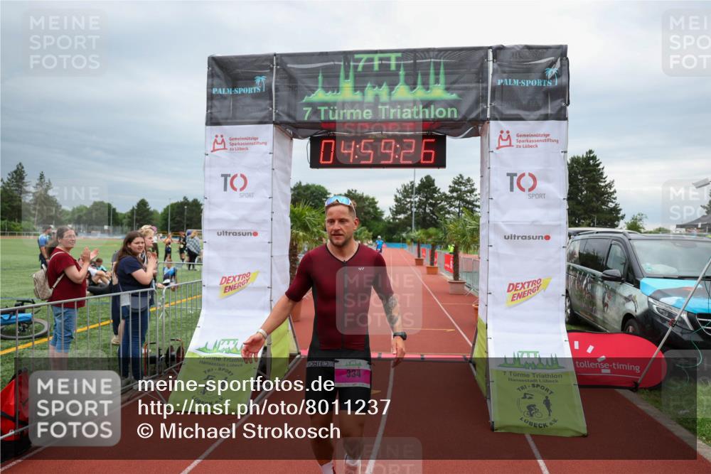 15.06.2025 - 7 Türme Triathlon Michael Strokosch http://msf.ph/oto/8011237 15.06.2025 14:59:26 Ziel 287, 334 meine-sportfotos.de
