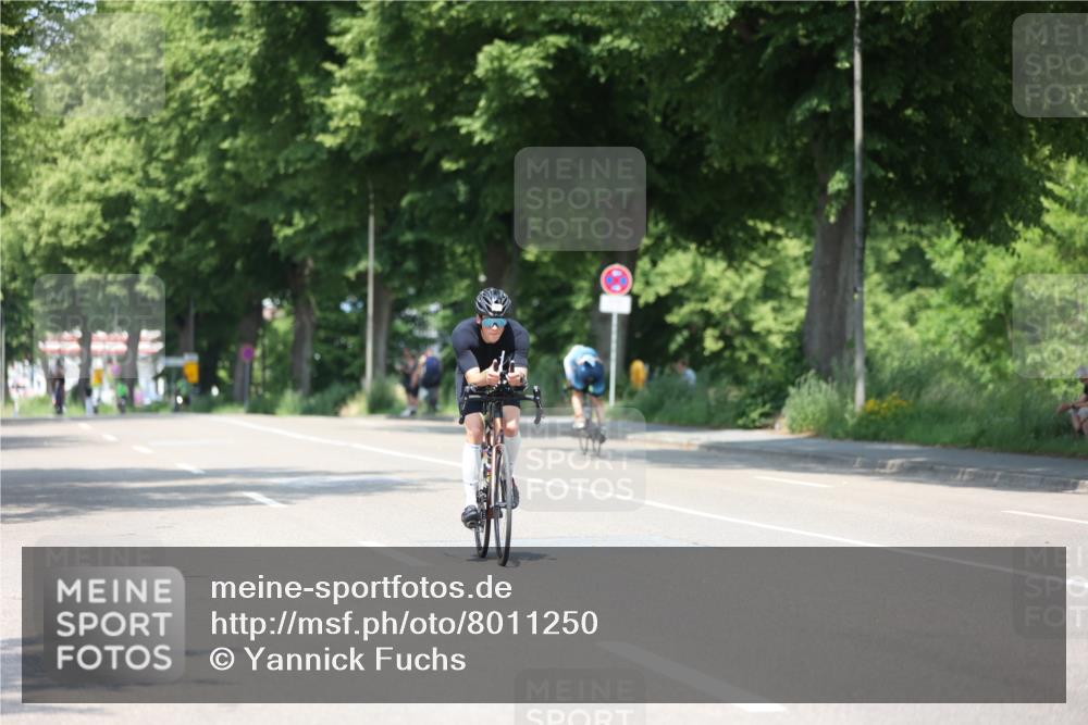 15.06.2025 - 7 Türme Triathlon Yannick Fuchs http://msf.ph/oto/8011250 15.06.2025 12:45:33 Radfahren 363, 439, 551, 657 meine-sportfotos.de