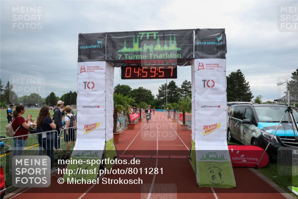 15.06.2025 - 7 Türme Triathlon Michael Strokosch http://msf.ph/oto/8011281 15.06.2025 14:59:57 Ziel 587 meine-sportfotos.de