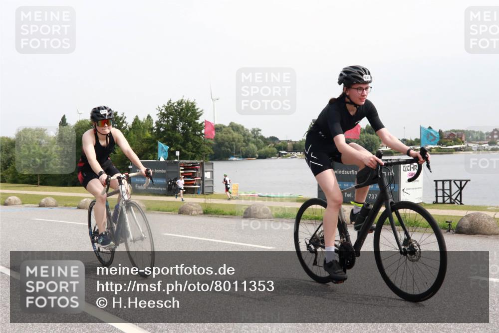 15.06.2025 - 27. Vierlanden-Triathlon H.Heesch http://msf.ph/oto/8011353 15.06.2025 11:02:51 Radfahren 510, 519, 532, 594, 628, 634, 639, 725 meine-sportfotos.de