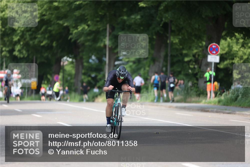 15.06.2025 - 7 Türme Triathlon Yannick Fuchs http://msf.ph/oto/8011358 15.06.2025 13:26:04 Radfahren 294, 887, 955 meine-sportfotos.de