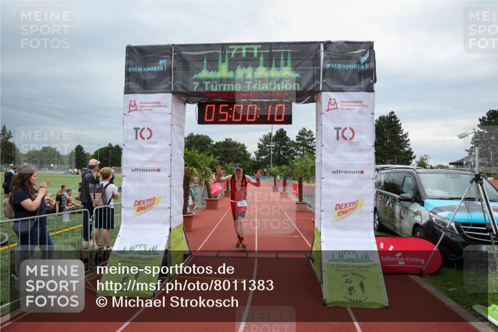 15.06.2025 - 7 Türme Triathlon Michael Strokosch http://msf.ph/oto/8011383 15.06.2025 15:00:10 Ziel 600 meine-sportfotos.de
