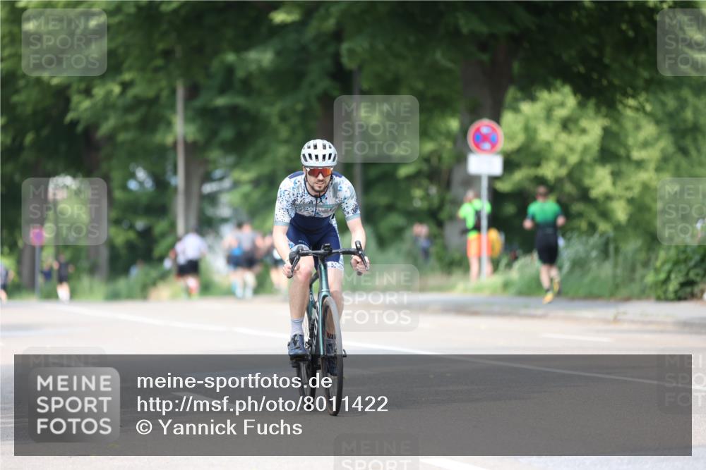 15.06.2025 - 7 Türme Triathlon Yannick Fuchs http://msf.ph/oto/8011422 15.06.2025 13:26:08 Radfahren  meine-sportfotos.de