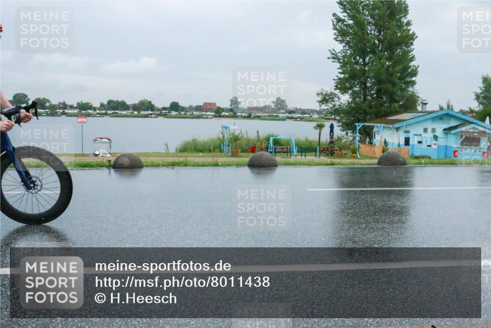 21.06.2025 - 27. Vierlanden-Triathlon H.Heesch http://msf.ph/oto/8011438 15.06.2025 13:59:31 Radfahren 1264 meine-sportfotos.de