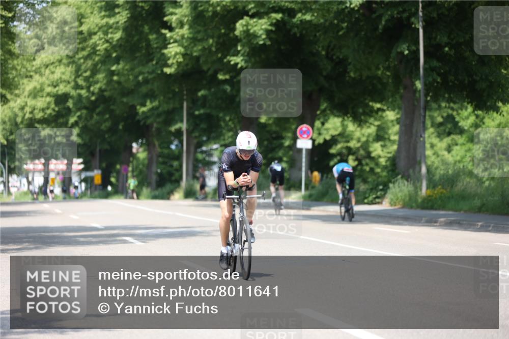 15.06.2025 - 7 Türme Triathlon Yannick Fuchs http://msf.ph/oto/8011641 15.06.2025 12:45:52 Radfahren 291, 318 meine-sportfotos.de