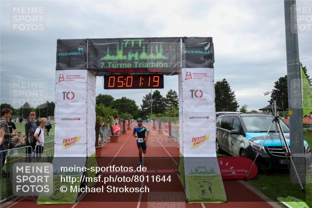 15.06.2025 - 7 Türme Triathlon Michael Strokosch http://msf.ph/oto/8011644 15.06.2025 15:01:19 Ziel 295, 509 meine-sportfotos.de