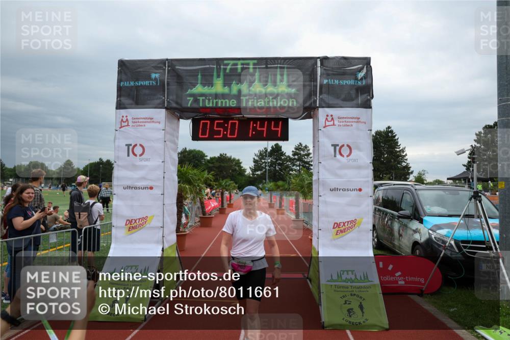 15.06.2025 - 7 Türme Triathlon Michael Strokosch http://msf.ph/oto/8011661 15.06.2025 15:01:44 Ziel 290 meine-sportfotos.de