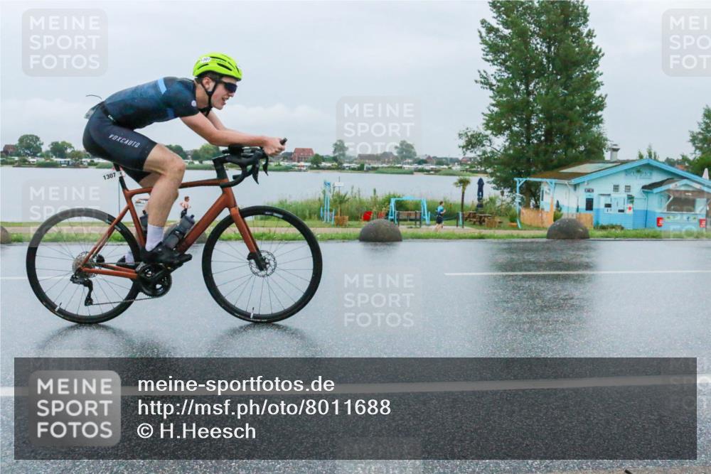 21.06.2025 - 27. Vierlanden-Triathlon H.Heesch http://msf.ph/oto/8011688 15.06.2025 14:04:19 Radfahren 1307 meine-sportfotos.de