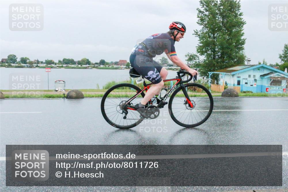 21.06.2025 - 27. Vierlanden-Triathlon H.Heesch http://msf.ph/oto/8011726 15.06.2025 14:06:14 Radfahren 1241 meine-sportfotos.de