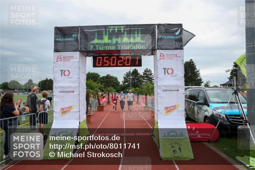 15.06.2025 - 7 Türme Triathlon Michael Strokosch http://msf.ph/oto/8011741 15.06.2025 15:02:00 Ziel 532 meine-sportfotos.de