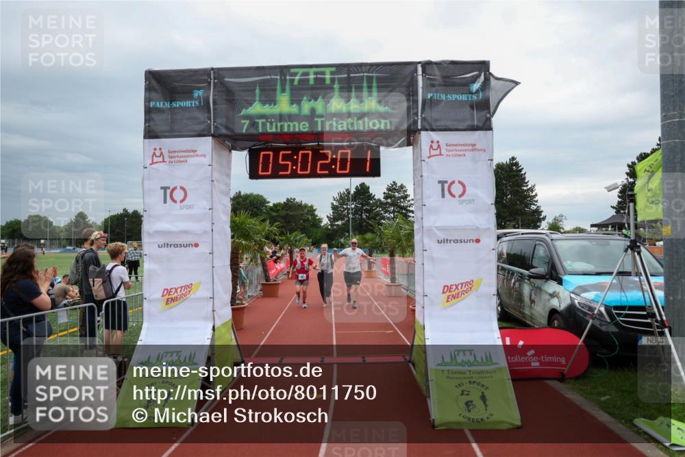 15.06.2025 - 7 Türme Triathlon Michael Strokosch http://msf.ph/oto/8011750 15.06.2025 15:02:01 Ziel 532 meine-sportfotos.de