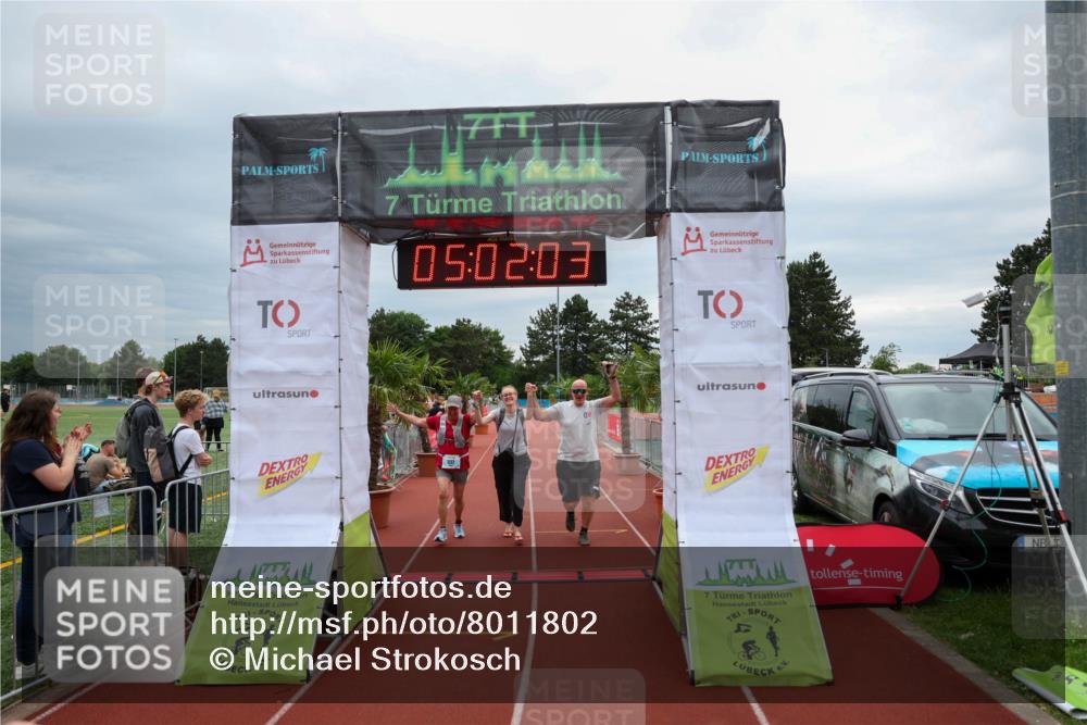15.06.2025 - 7 Türme Triathlon Michael Strokosch http://msf.ph/oto/8011802 15.06.2025 15:02:03 Ziel 532 meine-sportfotos.de