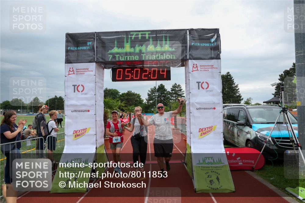 15.06.2025 - 7 Türme Triathlon Michael Strokosch http://msf.ph/oto/8011853 15.06.2025 15:02:04 Ziel 532 meine-sportfotos.de