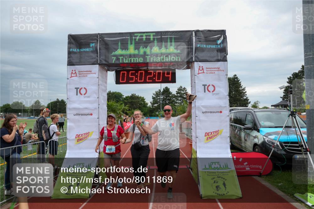 15.06.2025 - 7 Türme Triathlon Michael Strokosch http://msf.ph/oto/8011869 15.06.2025 15:02:04 Ziel 532 meine-sportfotos.de