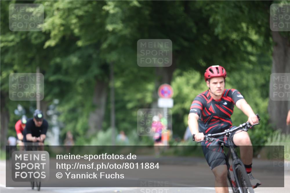 15.06.2025 - 7 Türme Triathlon Yannick Fuchs http://msf.ph/oto/8011884 15.06.2025 13:26:41 Radfahren 400, 667, 1153 meine-sportfotos.de