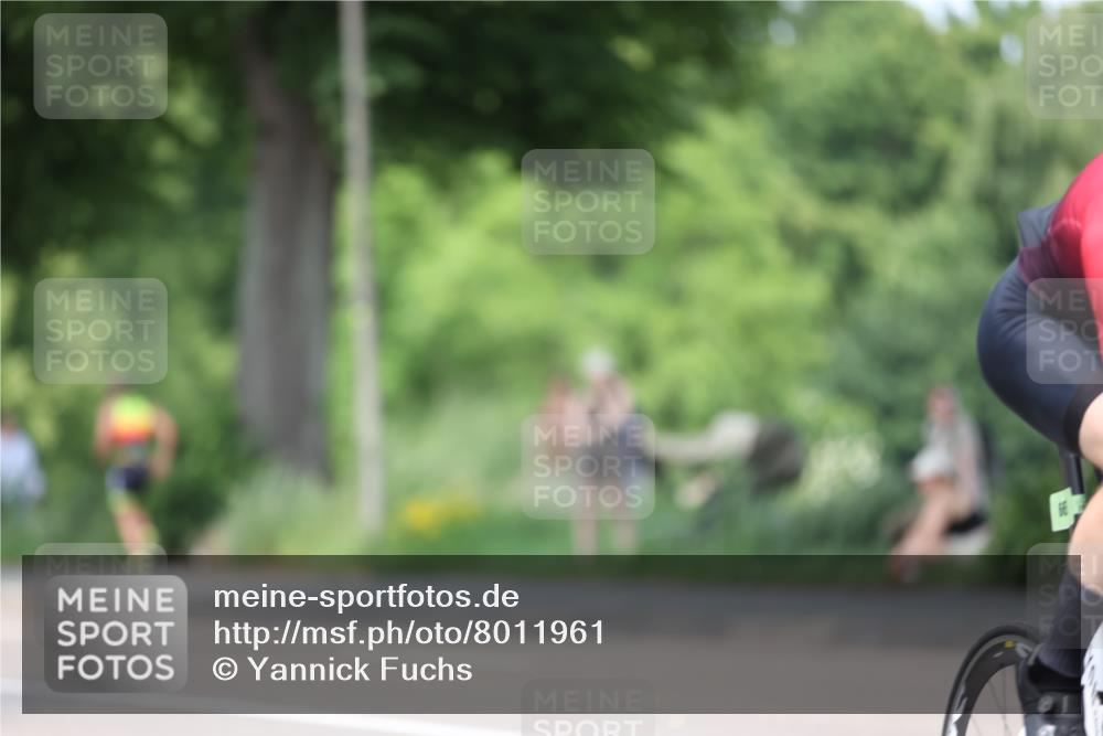 15.06.2025 - 7 Türme Triathlon Yannick Fuchs http://msf.ph/oto/8011961 15.06.2025 13:26:43 Radfahren 400, 667, 1071, 1153 meine-sportfotos.de