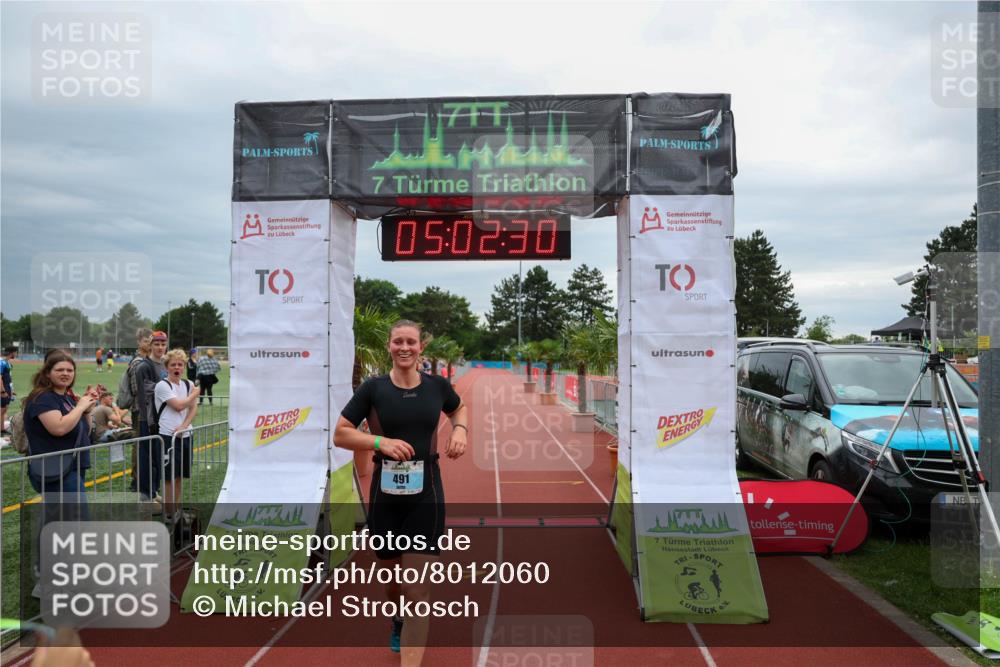 15.06.2025 - 7 Türme Triathlon Michael Strokosch http://msf.ph/oto/8012060 15.06.2025 15:02:30 Ziel 491 meine-sportfotos.de