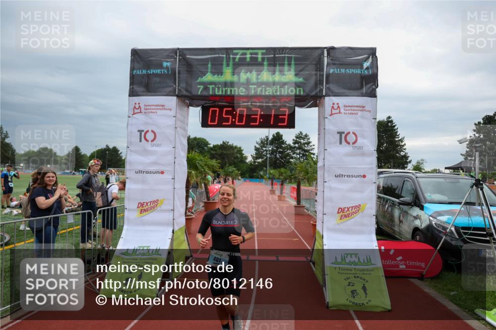 15.06.2025 - 7 Türme Triathlon Michael Strokosch http://msf.ph/oto/8012146 15.06.2025 15:03:13 Ziel 401 meine-sportfotos.de