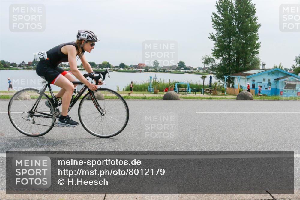 15.06.2025 - 27. Vierlanden-Triathlon H.Heesch http://msf.ph/oto/8012179 15.06.2025 11:06:07 Radfahren 220, 569, 732 meine-sportfotos.de
