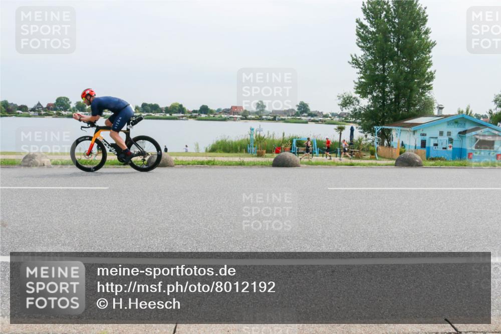 15.06.2025 - 27. Vierlanden-Triathlon H.Heesch http://msf.ph/oto/8012192 15.06.2025 11:06:09 Radfahren 220, 223, 569, 697, 732 meine-sportfotos.de