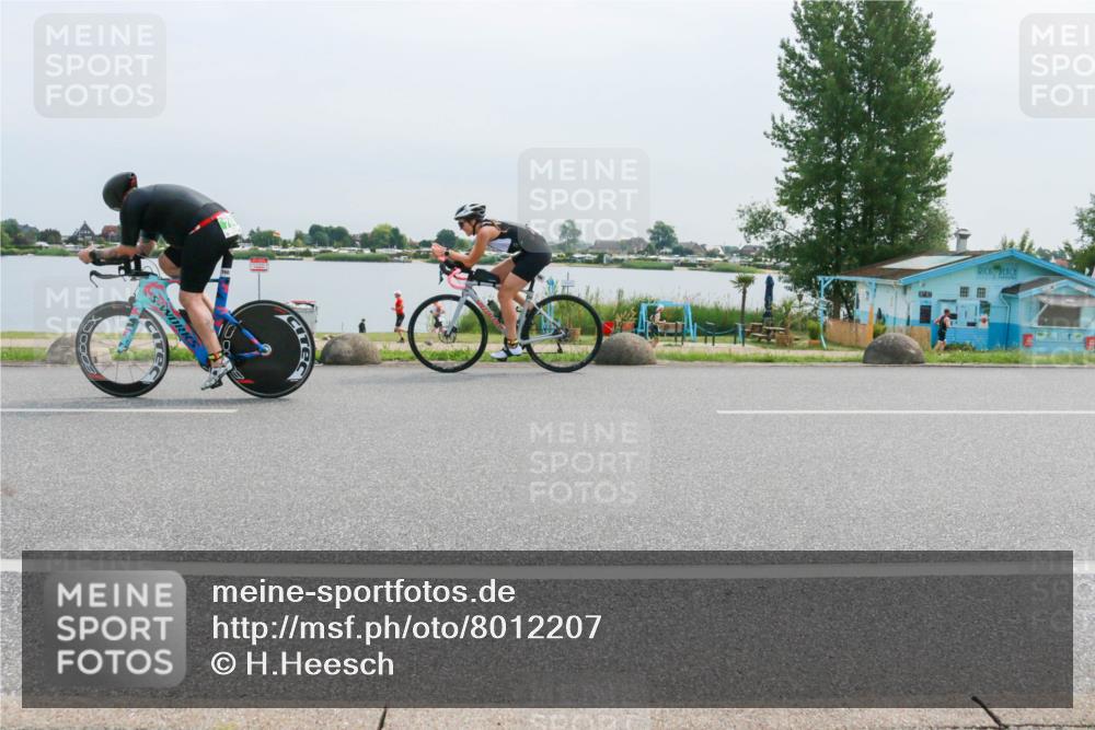 15.06.2025 - 27. Vierlanden-Triathlon H.Heesch http://msf.ph/oto/8012207 15.06.2025 11:06:13 Radfahren 206, 220, 223, 697, 705, 760 meine-sportfotos.de