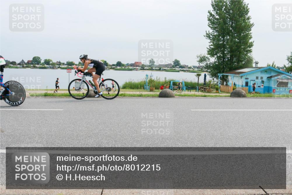 15.06.2025 - 27. Vierlanden-Triathlon H.Heesch http://msf.ph/oto/8012215 15.06.2025 11:06:13 Radfahren 206, 220, 223, 697, 705, 760 meine-sportfotos.de