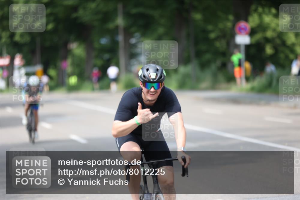 15.06.2025 - 7 Türme Triathlon Yannick Fuchs http://msf.ph/oto/8012225 15.06.2025 13:26:57 Radfahren 672, 760, 998 meine-sportfotos.de