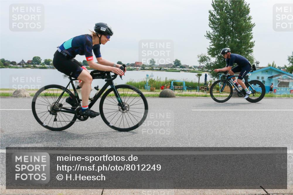 15.06.2025 - 27. Vierlanden-Triathlon H.Heesch http://msf.ph/oto/8012249 15.06.2025 11:06:14 Radfahren 206, 223, 697, 705, 760 meine-sportfotos.de
