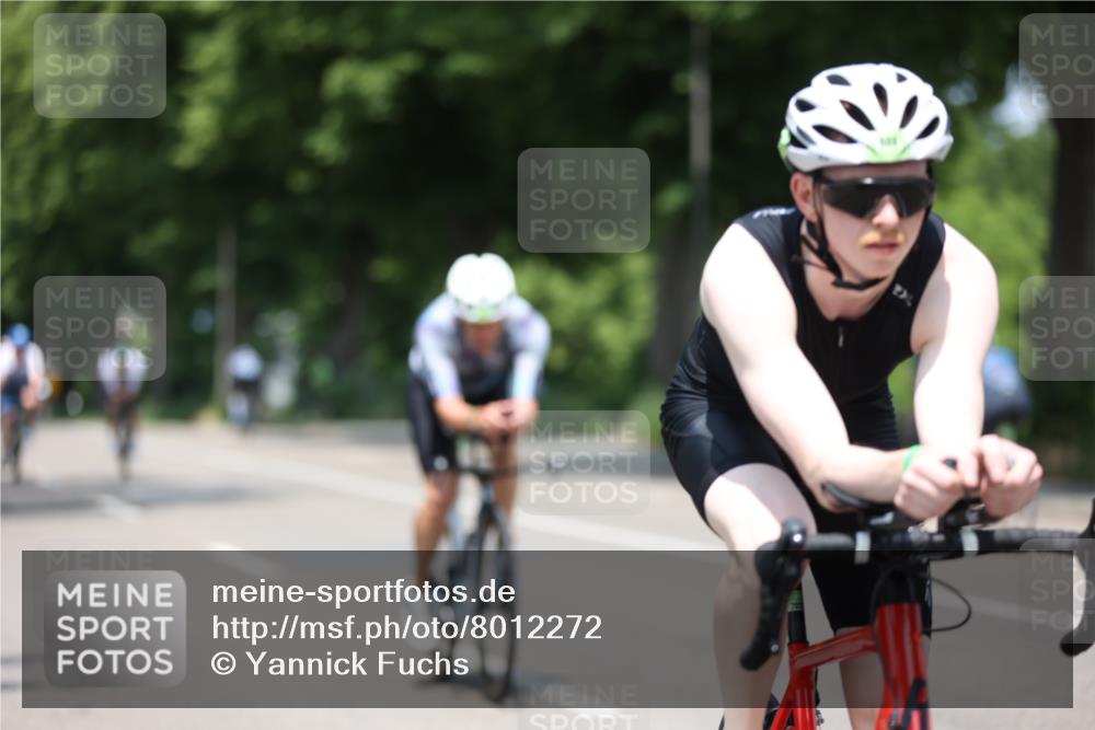 15.06.2025 - 7 Türme Triathlon Yannick Fuchs http://msf.ph/oto/8012272 15.06.2025 12:46:32 Radfahren 317, 504, 566, 605, 609 meine-sportfotos.de