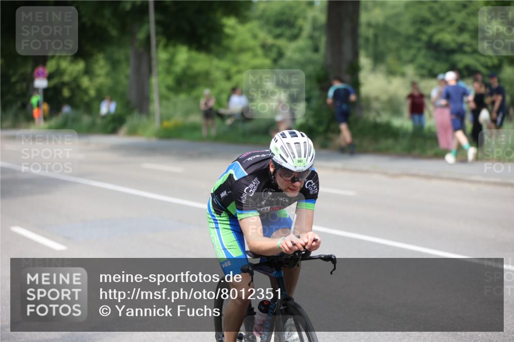 15.06.2025 - 7 Türme Triathlon Yannick Fuchs http://msf.ph/oto/8012351 15.06.2025 13:27:00 Radfahren 762, 998 meine-sportfotos.de