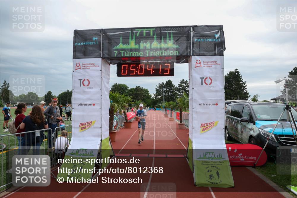 15.06.2025 - 7 Türme Triathlon Michael Strokosch http://msf.ph/oto/8012368 15.06.2025 15:04:13 Ziel 256, 299 meine-sportfotos.de