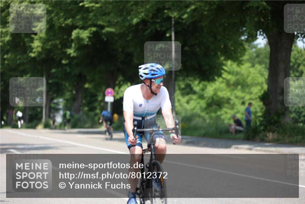 15.06.2025 - 7 Türme Triathlon Yannick Fuchs http://msf.ph/oto/8012372 15.06.2025 12:46:35 Radfahren 240, 317, 605, 609 meine-sportfotos.de